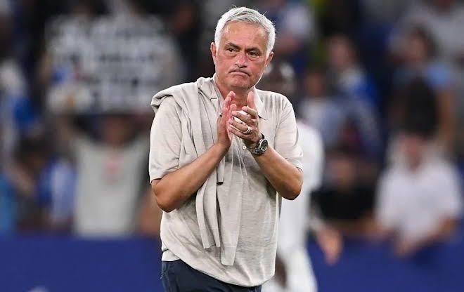 Mourinho tái xuất Stamford Bridge, nhưng Chelsea không phải đối thủ