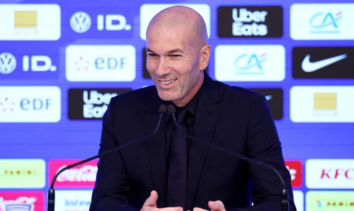Zidane thay máu tuyển Pháp ngay trước trận ra mắt