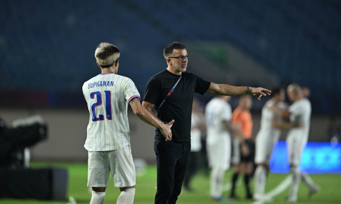 HLV Thái Lan nhắc thẳng ĐT Việt Nam sau chiến thắng 4-0 ở FIFA ASEAN Cup