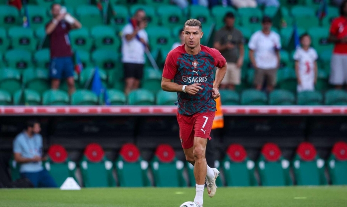 Rời tuyển Bồ Đào Nha, Ronaldo đối mặt án phạt chưa từng có