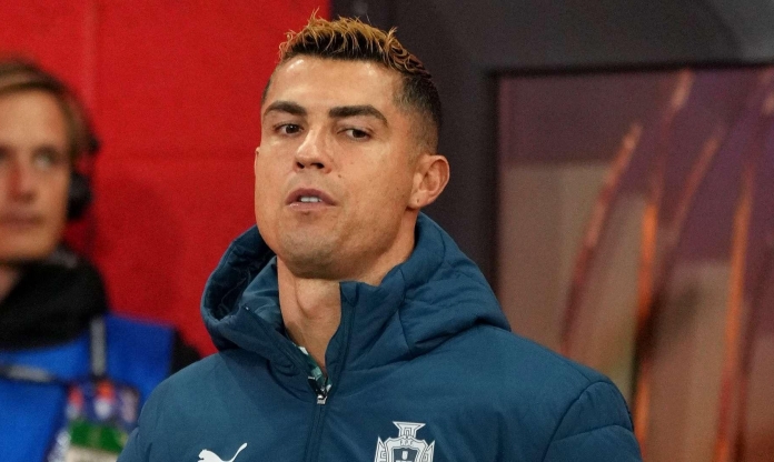 Ronaldo nhận chỉ trích lớn từ huyền thoại Bồ Đào Nha