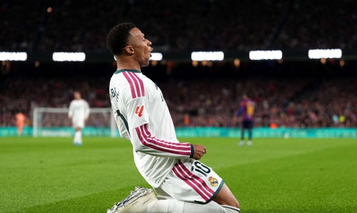 Mbappe phá kỷ lục, Barca trở thành 'con mồi' ưa thích