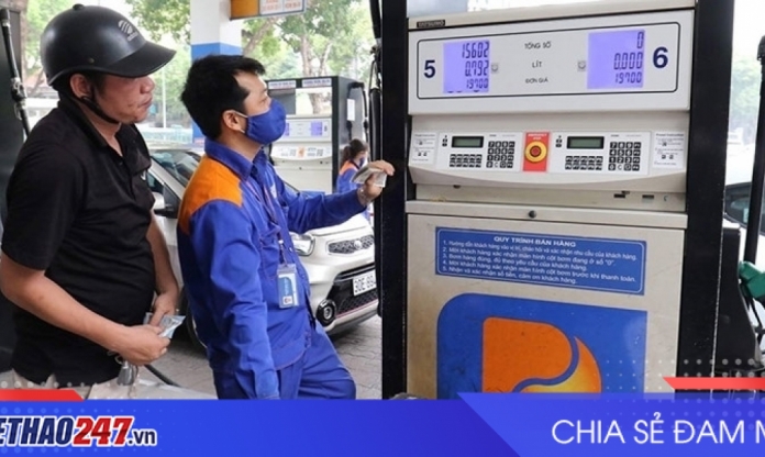 Giá xăng dầu hôm nay 4/10: Dầu thế giới có biến