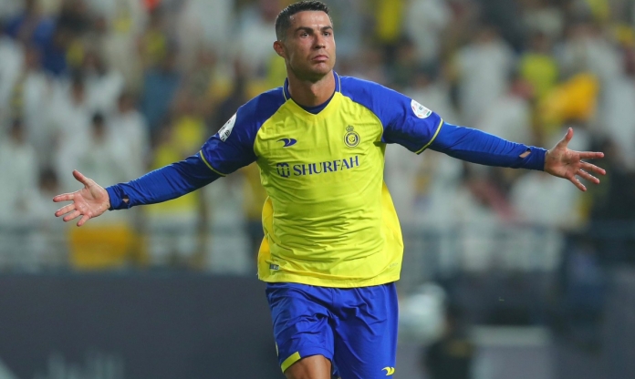 Al Nassr quyết mang tiền vệ ngôi sao của Barca về phục vụ Ronaldo