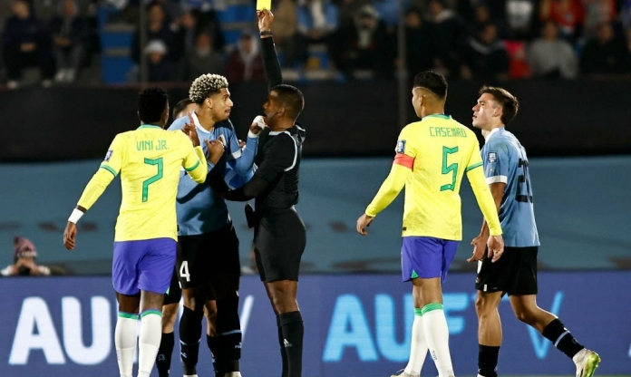 Trực tiếp Uruguay 1-0 Brazil: Neymar dính chấn thương nặng
