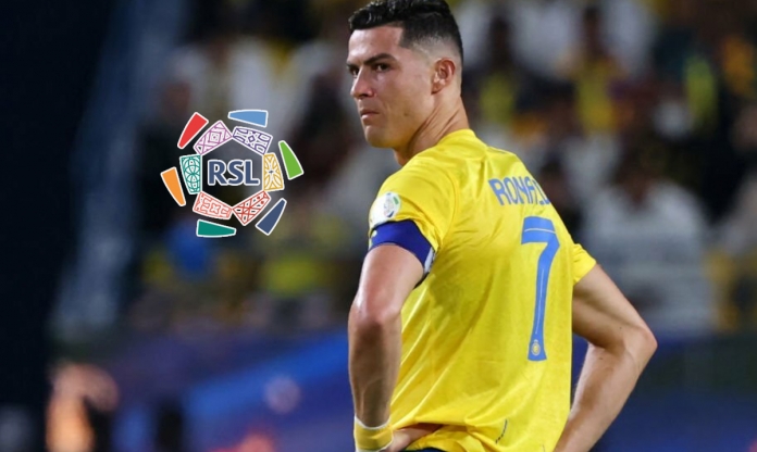 Chơi dao đứt tay, Al Nassr lắc đầu ngao ngán vì Ronaldo