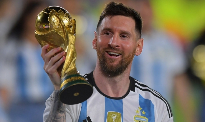 Adidas ra mắt giày mới kỷ niệm Messi vô địch World Cup