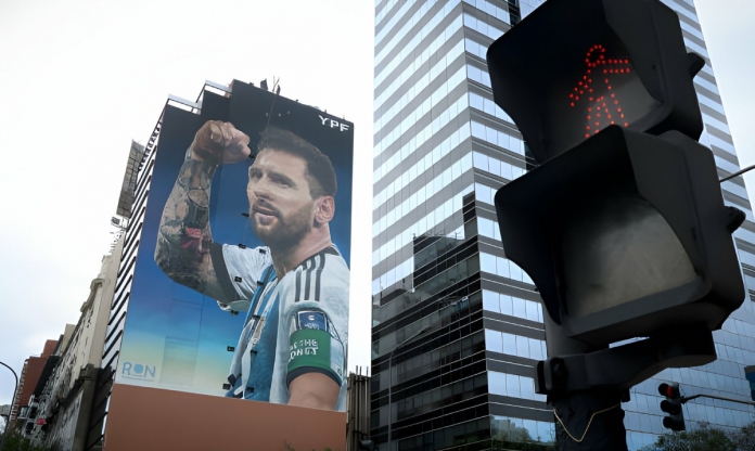 Báo chí Tây Ban Nha đăng bài chế giễu Messi, làn sóng phản ứng bùng nổ