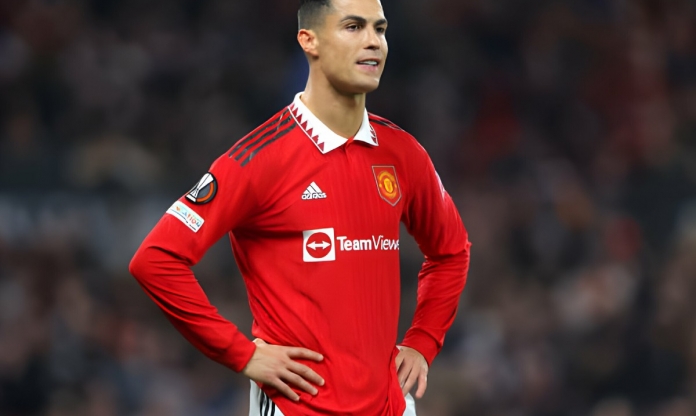 Sếp lớn MU gạt Ronaldo khỏi danh sách huyền thoại Quỷ đỏ