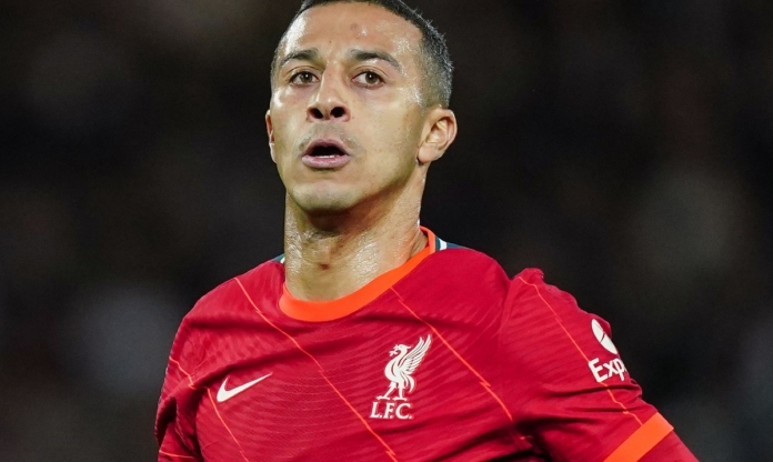 Thiago Alcantara giải nghệ sau khi chia tay Liverpool