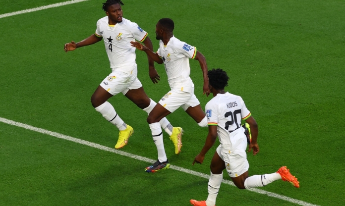 MU và Arsenal tranh giành 'kẻ đả bại Hàn Quốc tại World Cup'