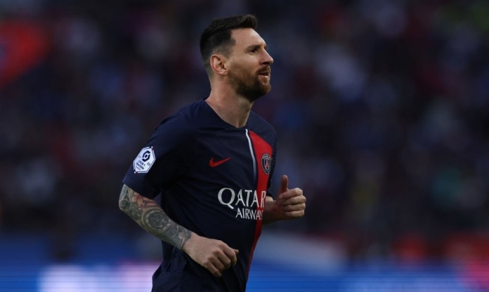 Vẫn bị NHM PSG la ó, Messi có hành động 'đáng chú ý'