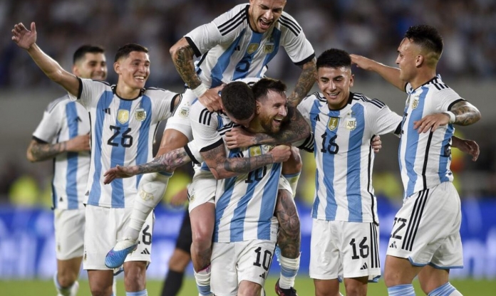 Argentina tiếp tục 'lên đỉnh', Đức 'lạc trôi' khỏi top 10 trên BXH FIFA