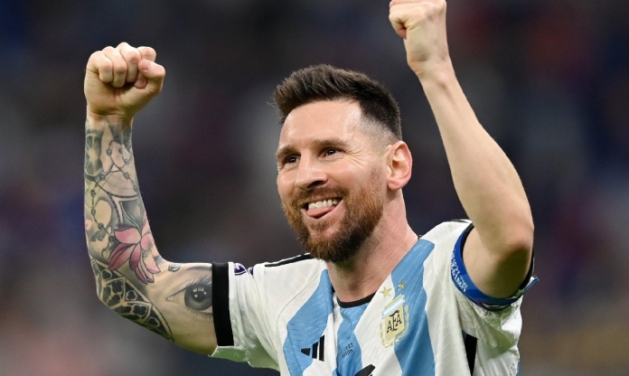 'Gã khổng lồ' chốt hạ, Messi tiếp tục phá đảo xứ sở cờ hoa
