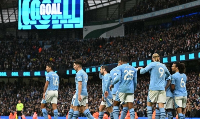 Doku làm lu mờ Quả bóng bạc Haaland, Man City thắng đậm với tỷ số 1 set tennis