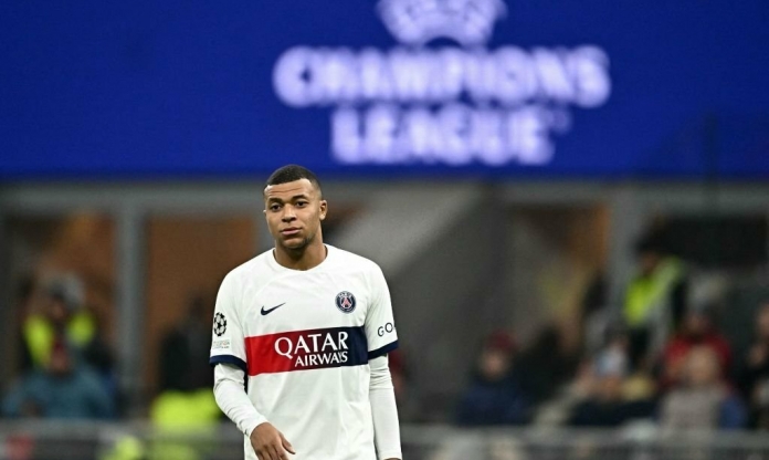 Đồng đội được chào đón bằng 'cơn mưa tiền', Mbappe chính thức lên tiếng