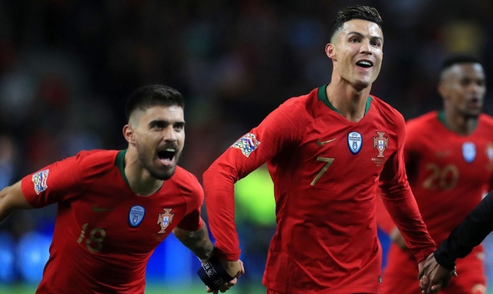 Được mở đường trở lại châu Âu, 'đồng đội Ronaldo' chính thức lên tiếng về tương lai
