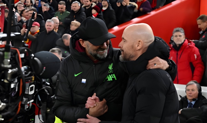 Erik Ten Hag chỉ ra điều không hài lòng về MU dù cầm hòa Liverpool