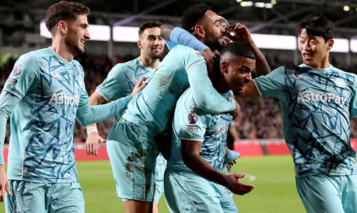 Dấu ấn Hwang Hee Chan, Wolves đè bẹp Brentford trên sân đối phương
