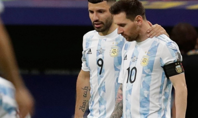 Aguero tiết lộ nỗi đau khiến Messi dằn vặt 8 năm trước