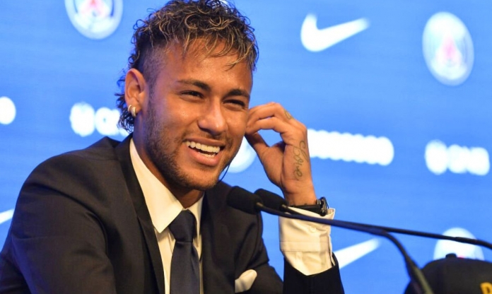 Không níu kéo, PSG ra giá bán Neymar