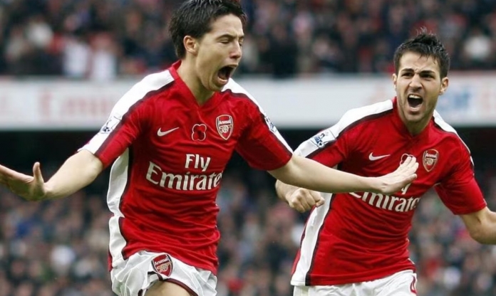 Quá đen đủi, Fan Arsenal bị đuổi khỏi sân khi gây gổ với ngôi sao bị ghét nhất