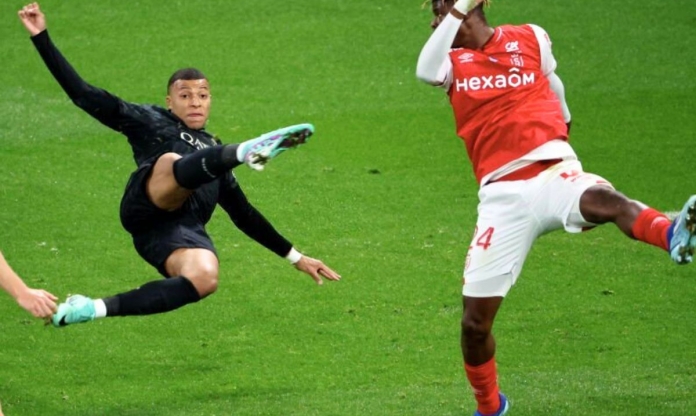 Mbappe tỏa sáng, PSG thắng thuyết phục để vươn lên vị trí số 1