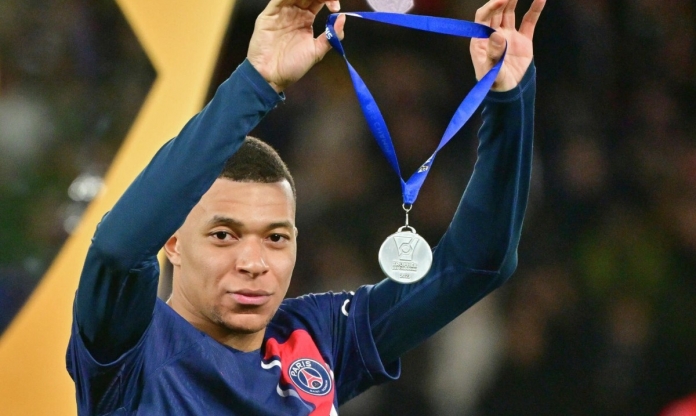 Mbappe phá kỷ lục mọi thời đại khi cùng PSG lên ngôi vô địch