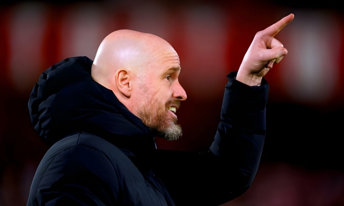 Ten Hag chỉ trích Nottingham vì cố ý triệt hạ một sao MU