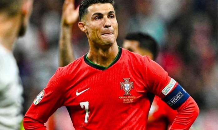 NHM nói Ronaldo phải được thay ra trước Pháp, chỉ thẳng cái tên thay thế