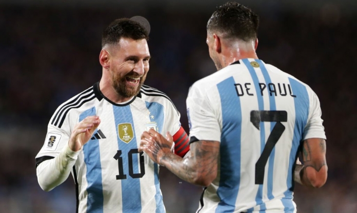 Messi lập siêu phẩm giúp Argentina có 3 điểm đầu tay