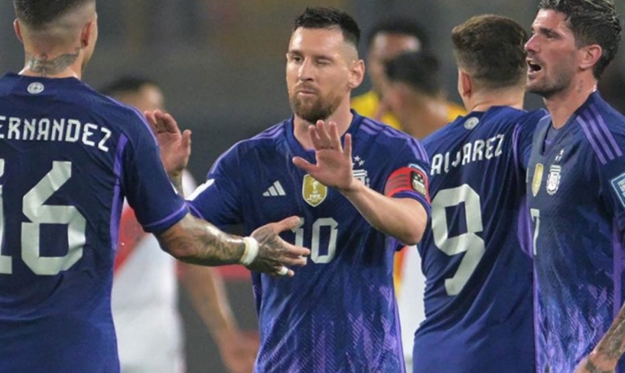 Phong độ hoàn hảo, Messi khẳng định Argentina vẫn kém trình một đội