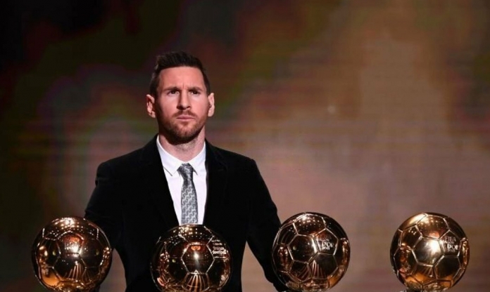 Lionel Messi giành Quả bóng vàng, tạo cột mốc vô tiền khoáng hậu