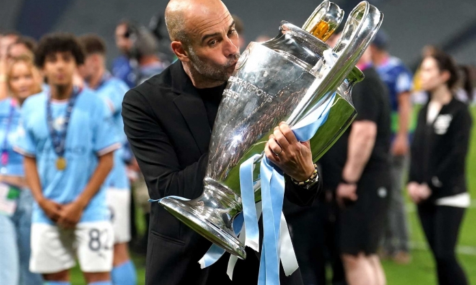 Pep Guardiola muốn Man City quên cú ăn ba ngay lập tức