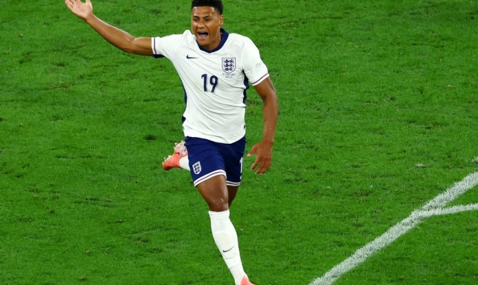 Ollie Watkins: Từ 'vô danh tiểu tốt' đến người hùng nước Anh tại Euro 2024