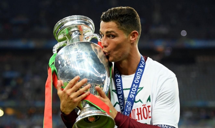 Ronaldo: 'Vô địch Euro cũng giống vô địch World Cup'