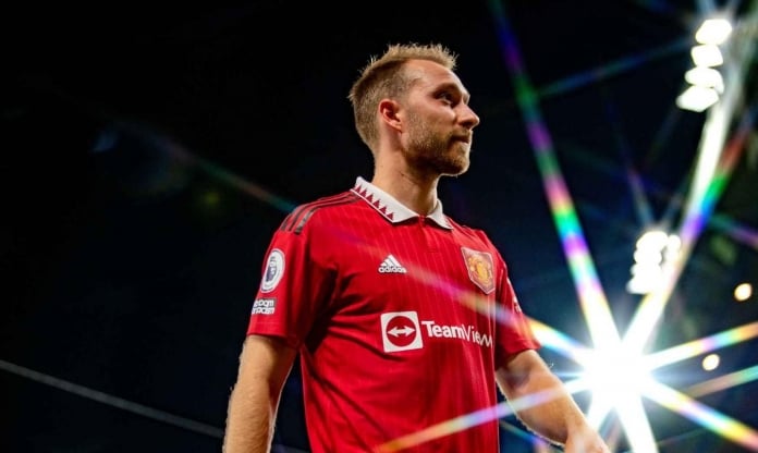 Manchester United nhắm 'De Jong mới', Eriksen tỏ rõ tương lai