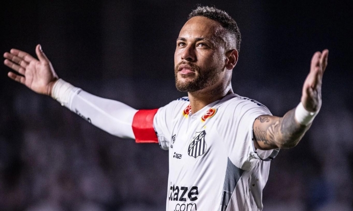 Neymar ghi bàn đầu tiên sau gần 2 năm