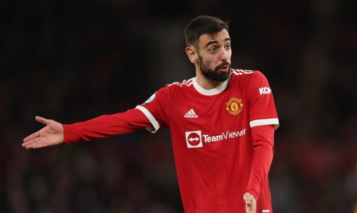 Bruno Fernandes gây tranh cãi trước thềm chung kết với Tottenham