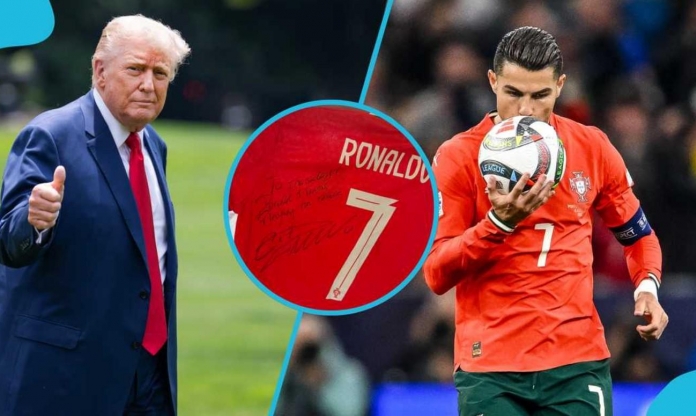 Ronaldo tặng áo, gửi lời nhắn bất ngờ cho Tổng thống Donald Trump