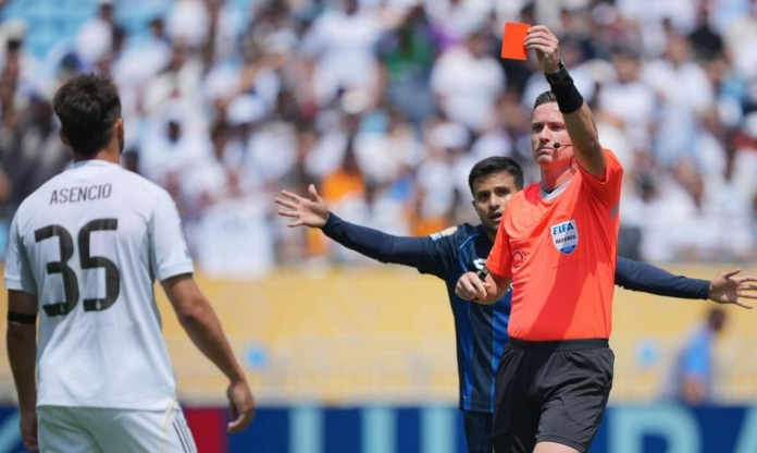 Raul Asencio hứng cơn thịnh nộ từ CĐV Real Madrid