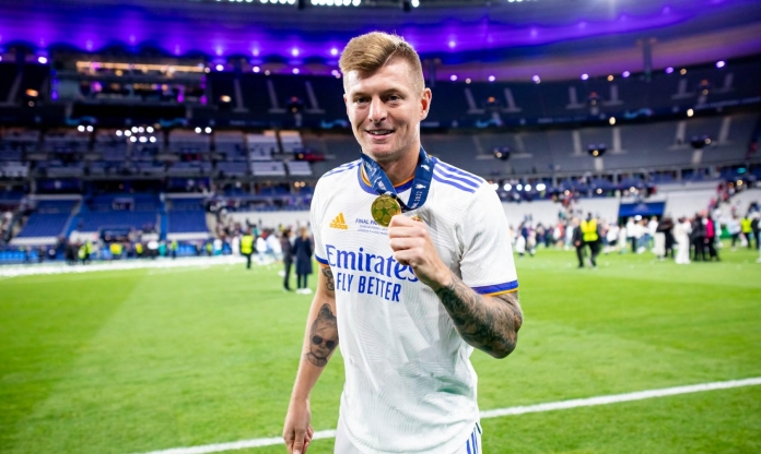 Nóng: Toni Kroos thông báo trở lại Real Madrid