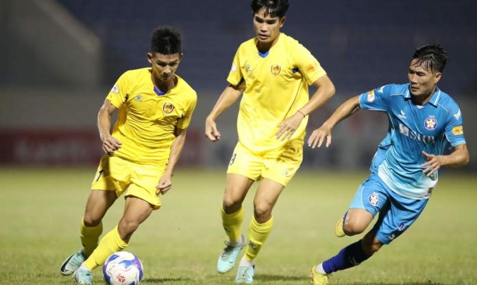 Tranh cãi Bình Phước hay Bình Định sẽ thế chỗ Quảng Nam ở V-League