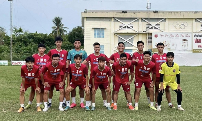 Cả đội làm thêm, góp từng đồng để ra Hà Nội đá phủi: Chuyện cổ tích ở VPL-S6