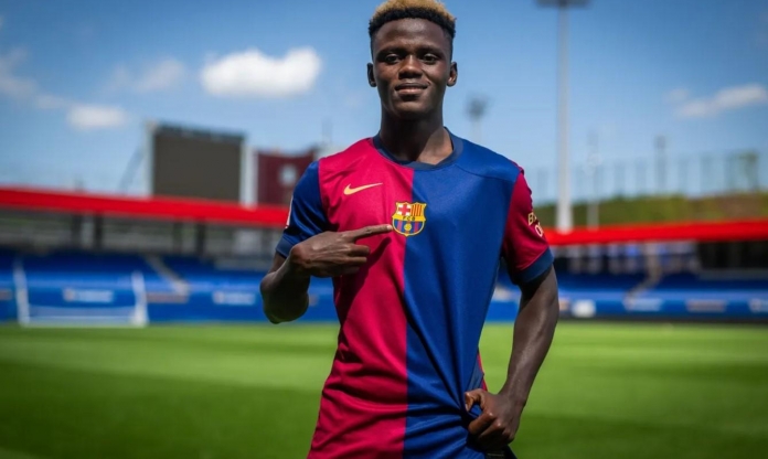 Chơi 26 phút, sao trẻ châu Phi vẫn được Barca ký tiếp hợp đồng