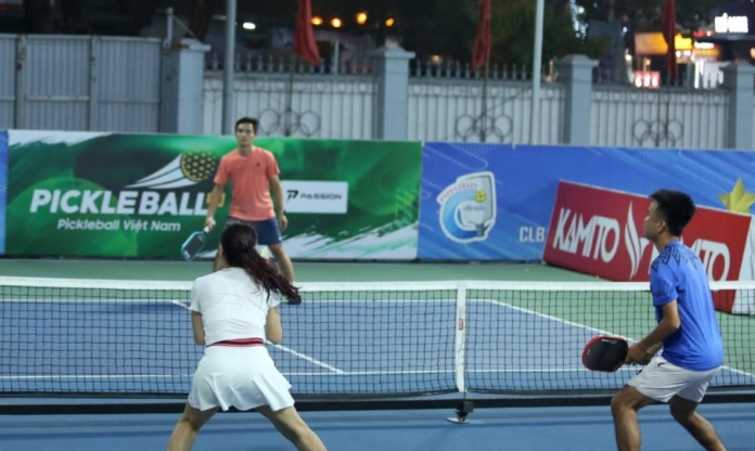 Đang chơi pickleball, điện thoại và ví bỗng 'không cánh mà bay'