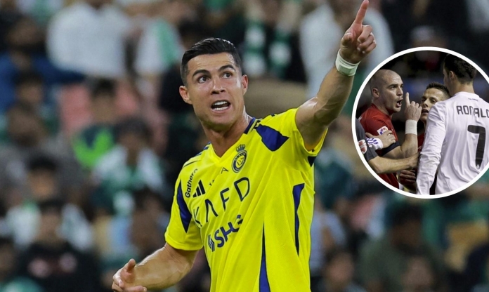 Ronaldo bị đào lại vụ việc 14 năm trước, MXH dậy sóng