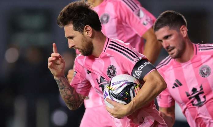 'Messi một lần nữa cho thấy vì sao anh ấy VĨ ĐẠI NHẤT'