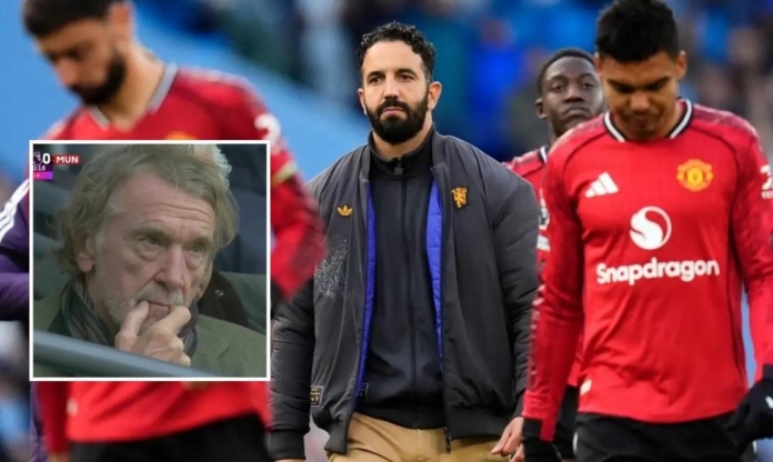 Phản ứng của Sir Jim trong ngày MU thảm bại