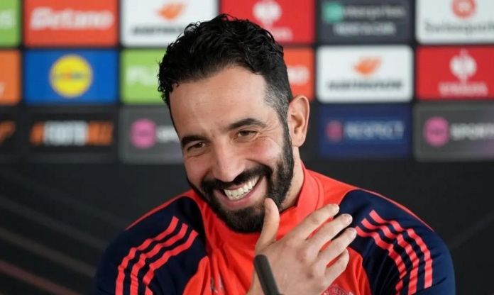 Tân binh MU gây bất ngờ